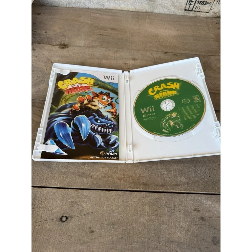 Crash of the Titans (Nintendo Wii,‎ 2007)